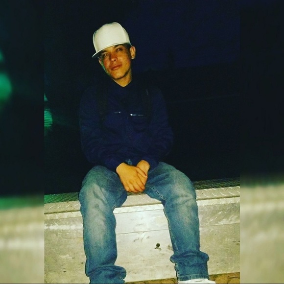 Meet your Posher, Edgar - Picture 1 of 1